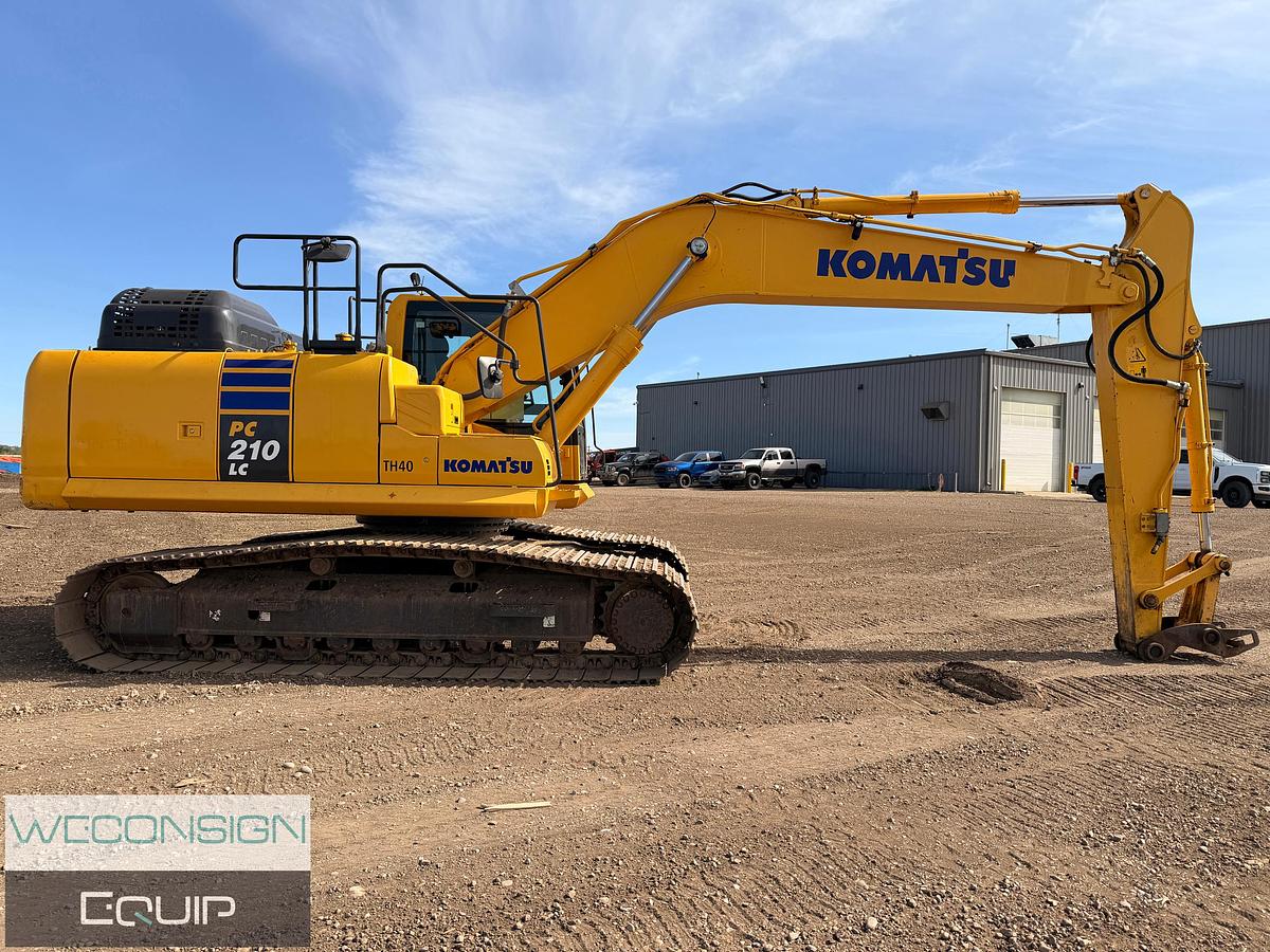 Used 2021 Komatsu PC210LC Excavator