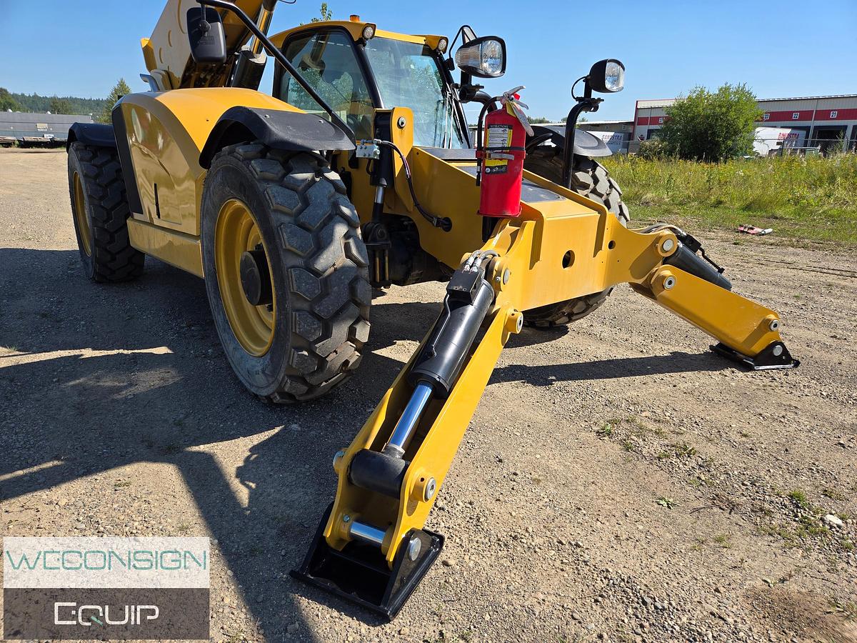 Used 2023 CAT TL1055