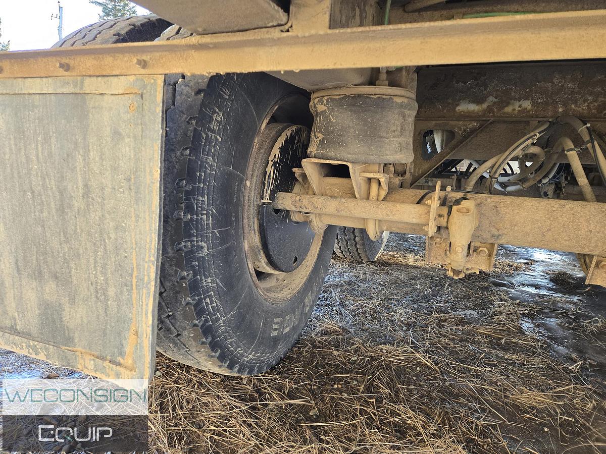 Used 2006 Manac 53' Flat Deck Sliding Axle