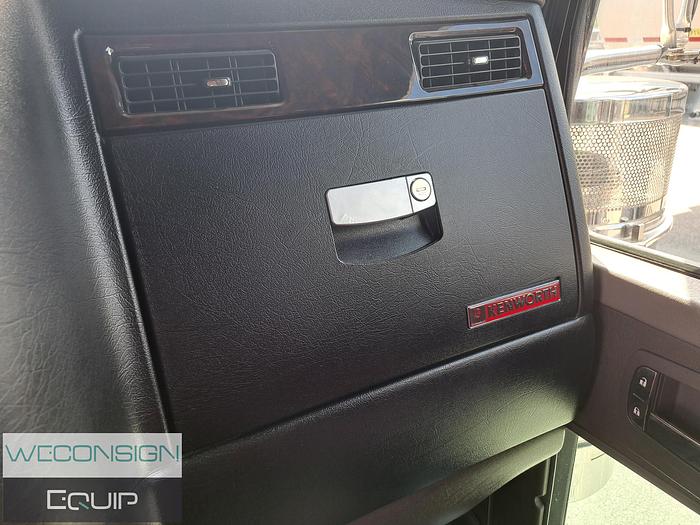 Used 2020 Kenworth W900L HWY Truck Tractor