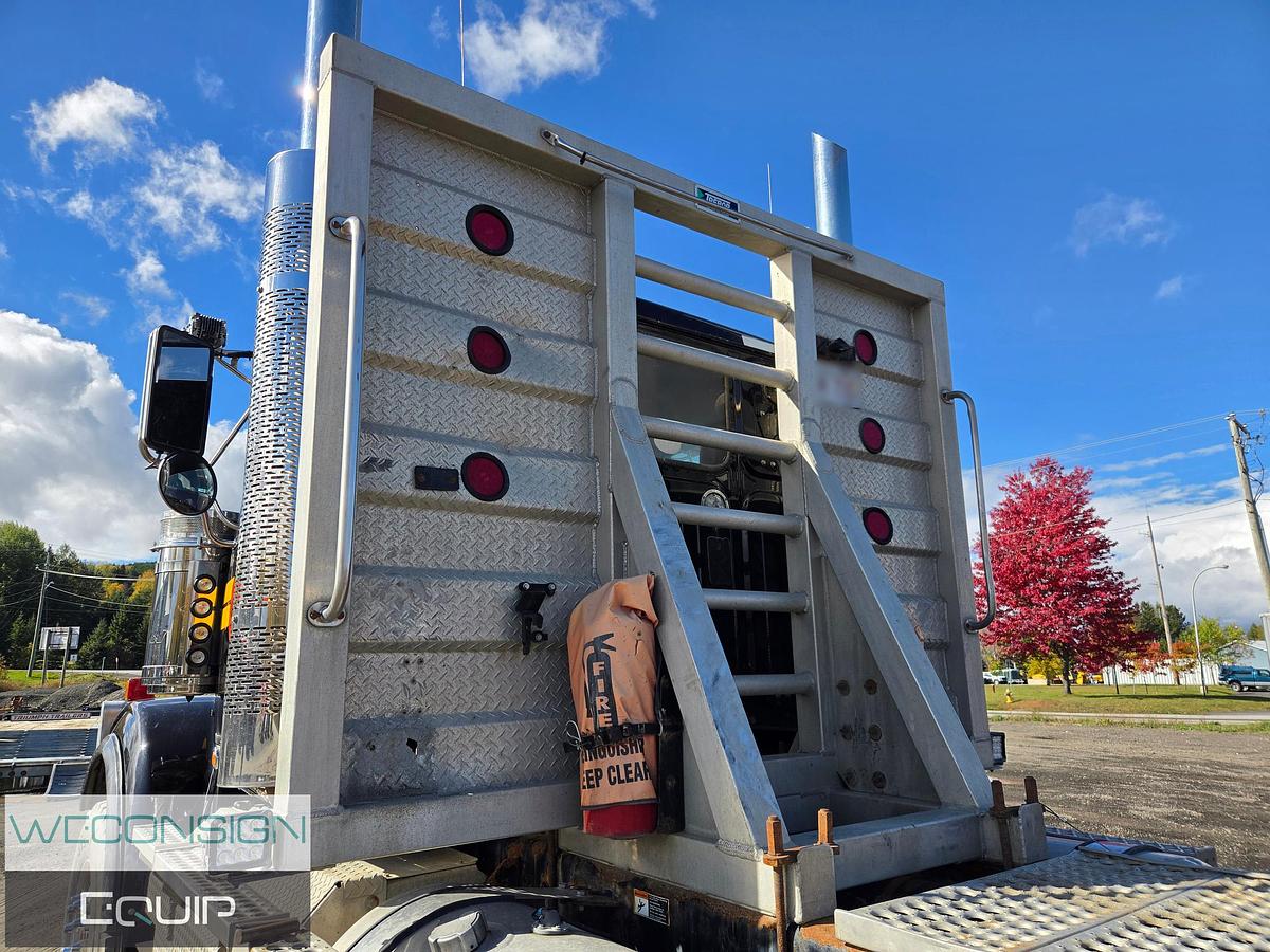 Used 2022 Western Star 4900SF Heavy Haul Truck Tractor