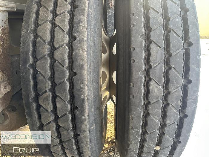 Used 2012 East Genesis End Dump