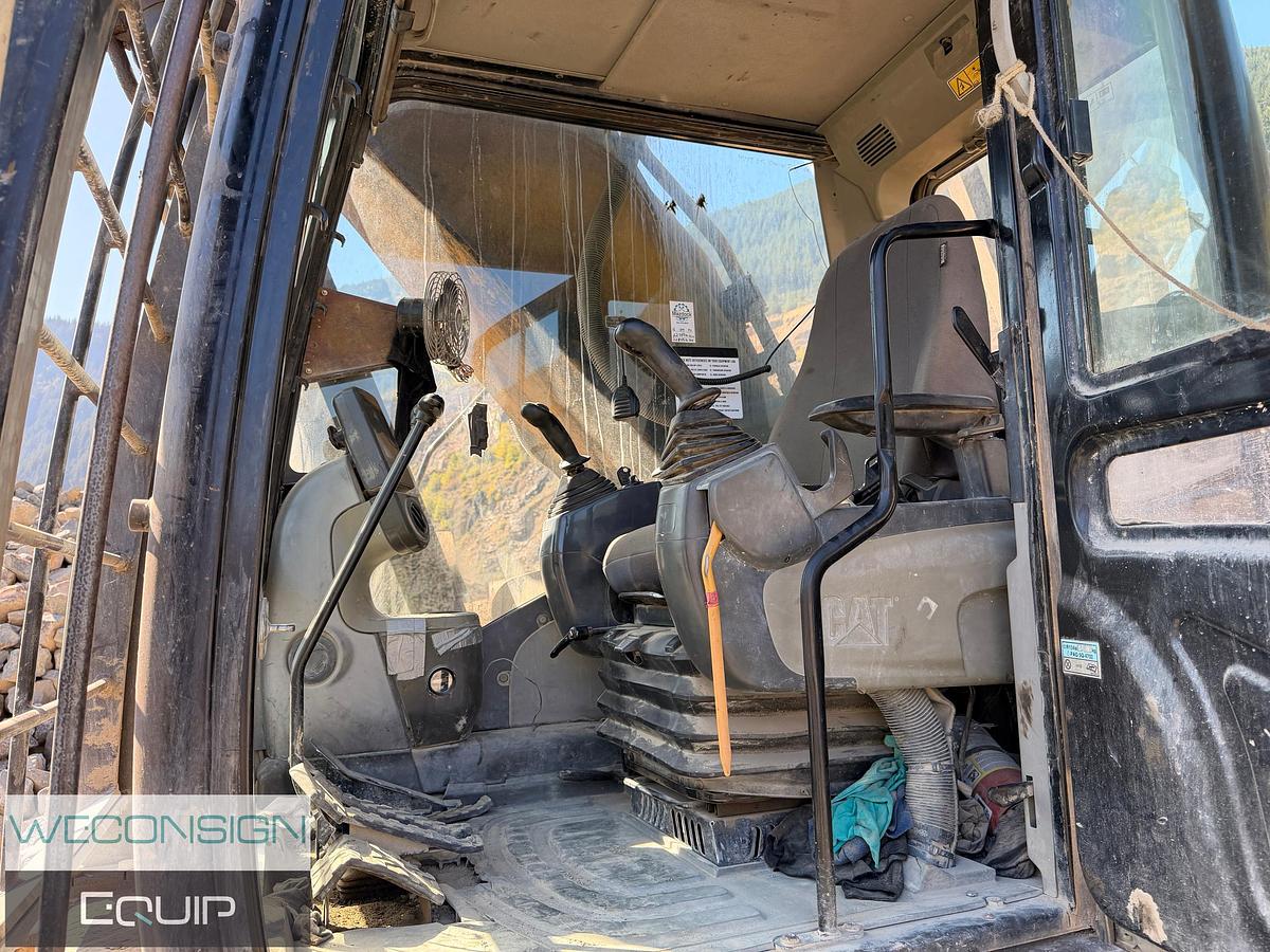 Used 2012 CAT 345DL Excavator