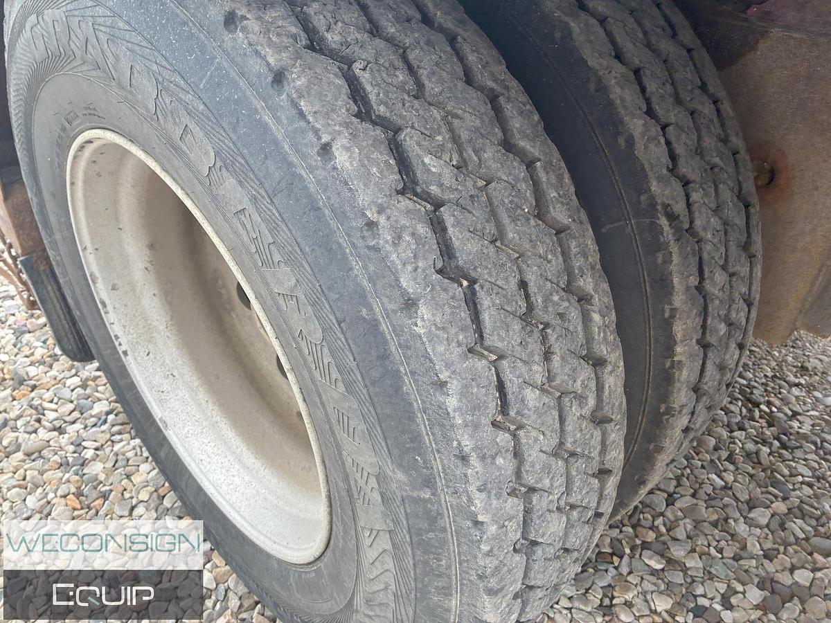 Used 2010 Kenworth SMV01