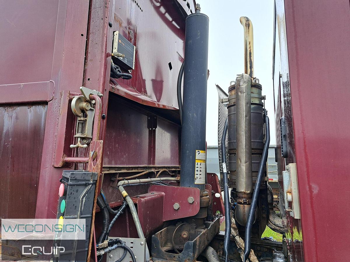 Used 2014 Freightliner M2 106 Sideload Refuse Unit