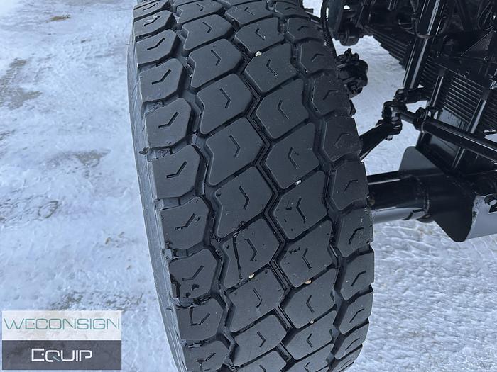 Used 2004 Kenworth C500B Bed Truck