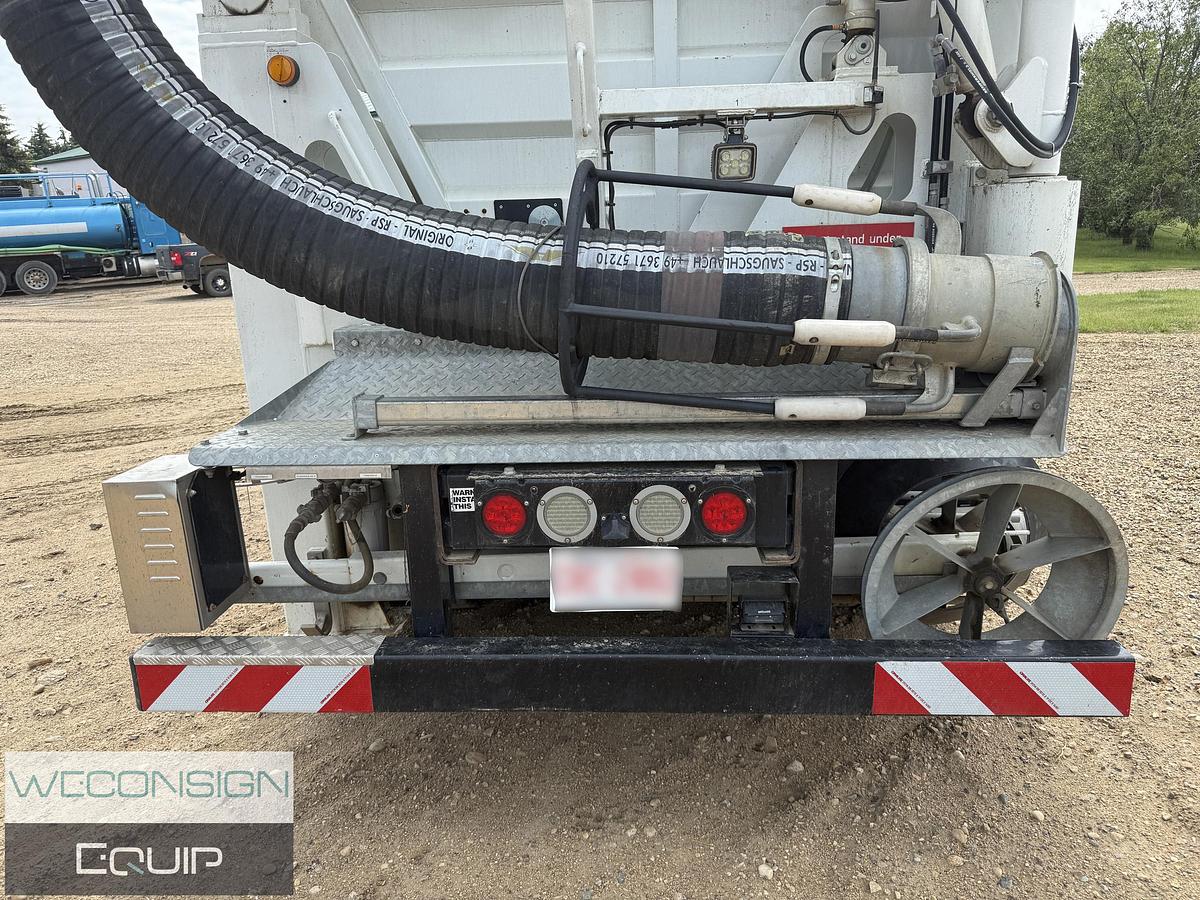 Used 2019 Kenworth T800 Air Vac