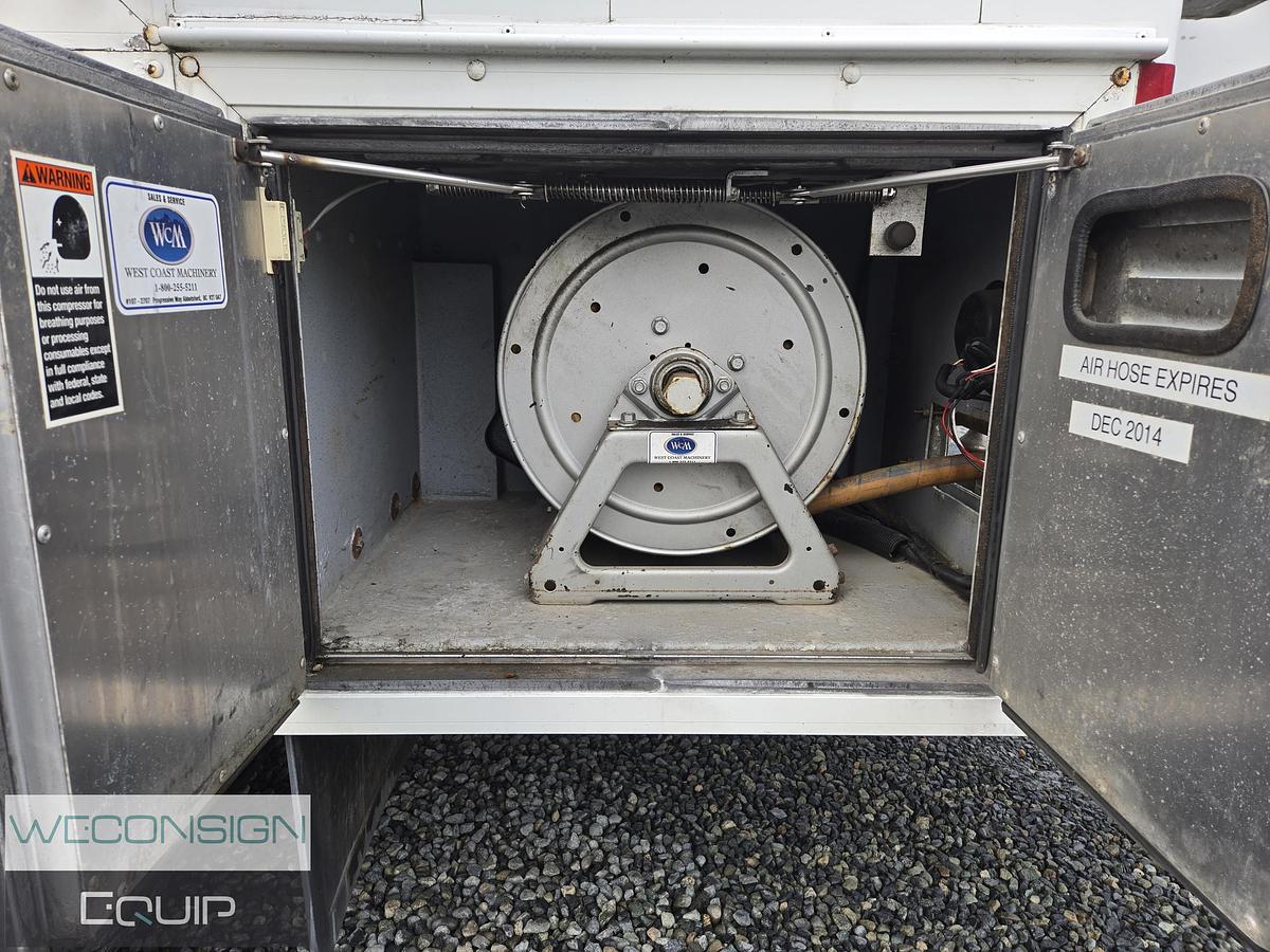 Used 2009 International 4400SBA