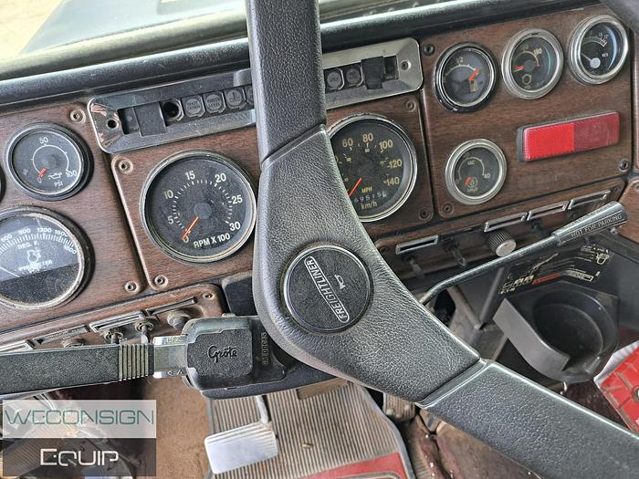 Used 1991 Freightliner FL120