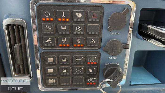 Used 2020 XCMG XCR100U