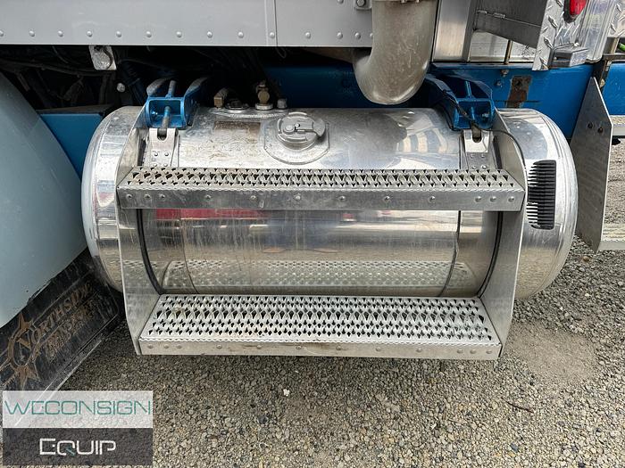 Used 2005 Peterbilt  378 Heavy Haul Truck Tractor