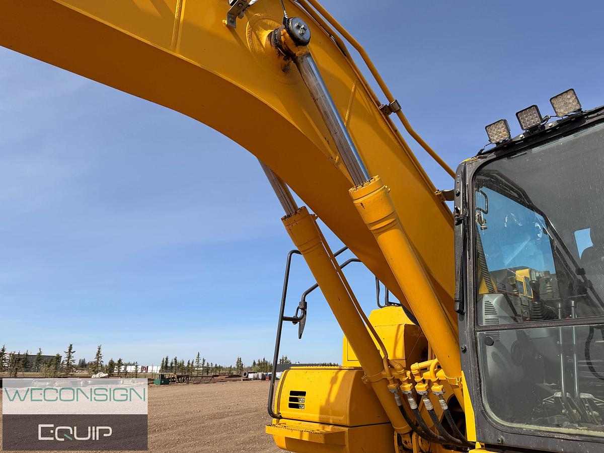 Used 2021 Komatsu PC210LC Excavator