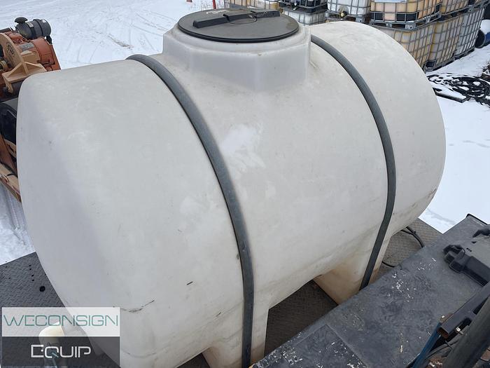 Used 2002 Nissan 2500 – Pavement Marking Vocational Truck