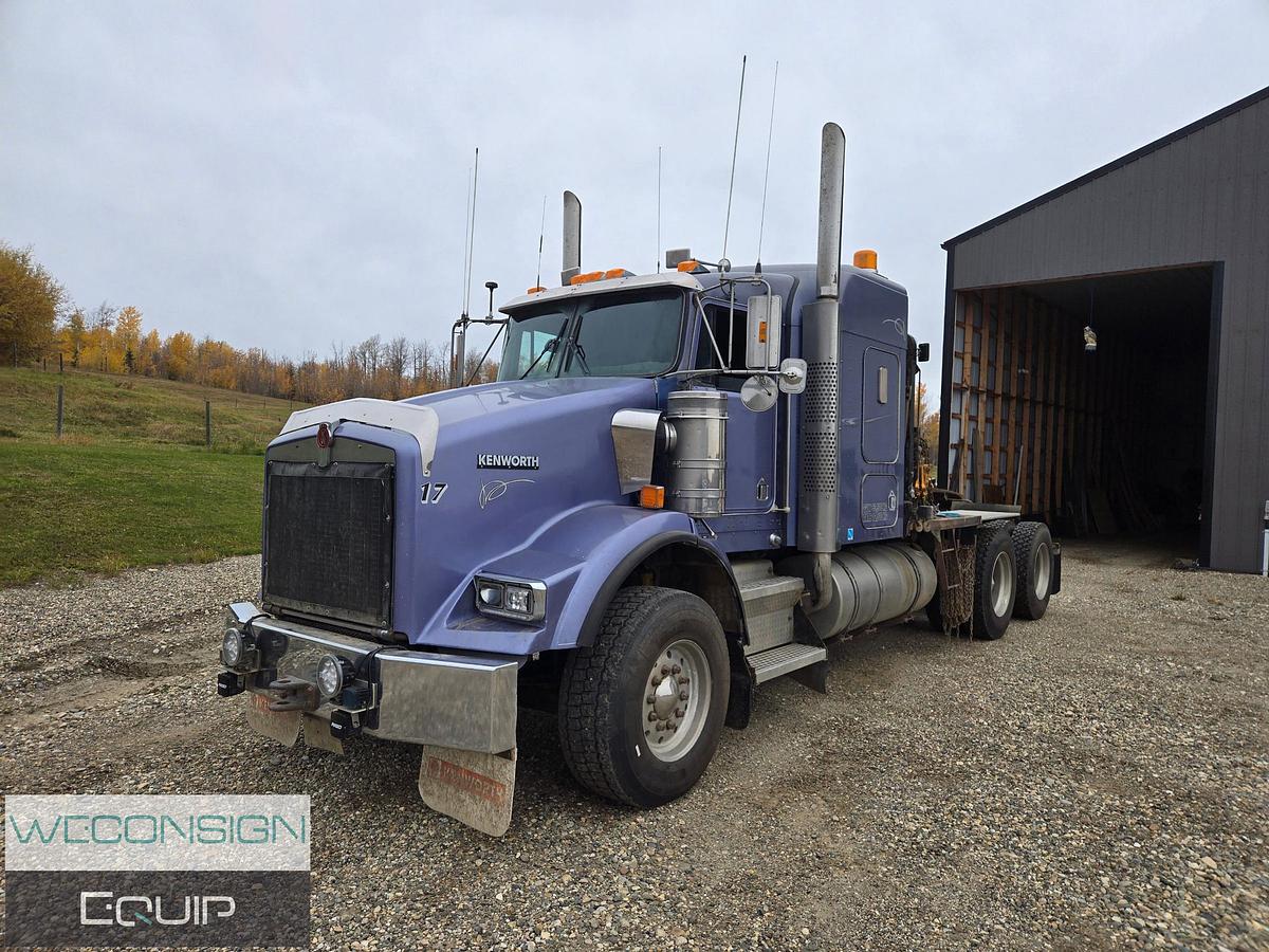 Used 2004 Kenworth T800 Winch Truck
