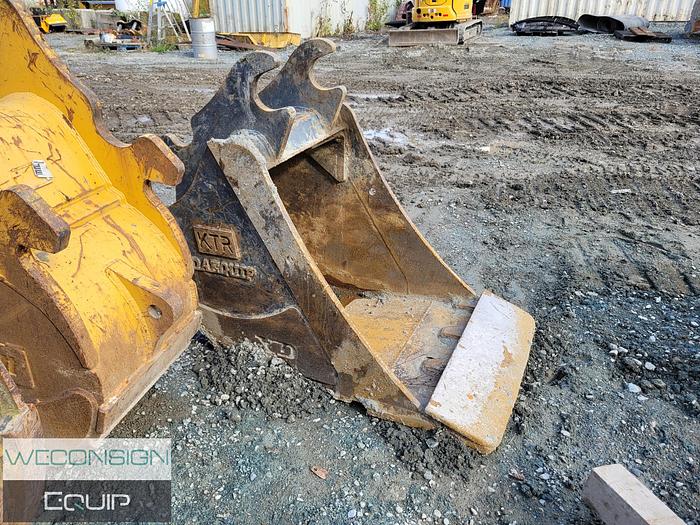 Used 2022 John Deere 135G Excavator