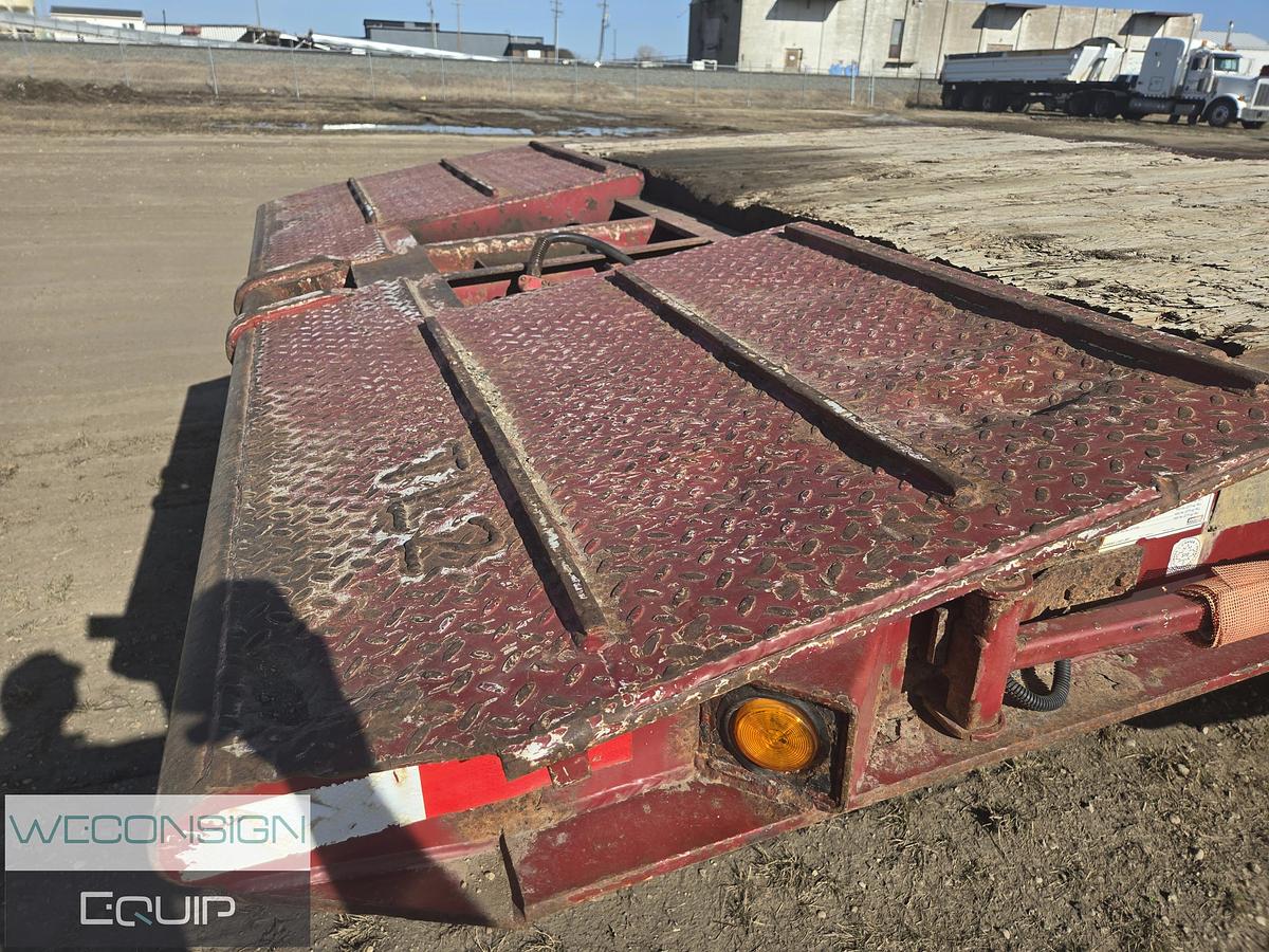 Used 2006 Doepker 40 Ton Scissorneck Trailer