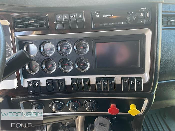 Used 2020 Kenworth T800 Heavy Haul Truck Tractor