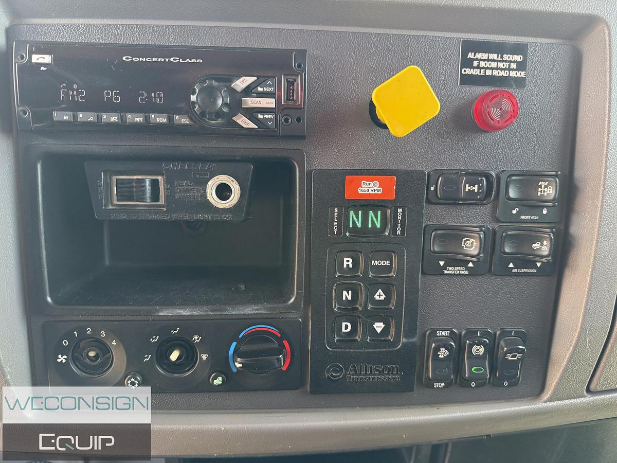 Used 2017 Peterbilt Single Axle Hydrovac