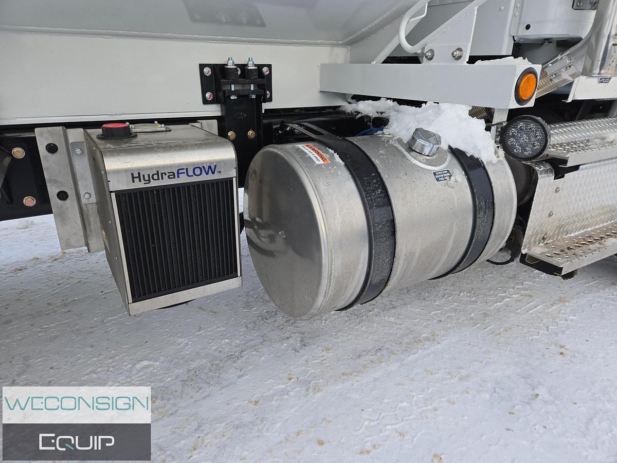 2025 Freightliner M2106 Water Truck