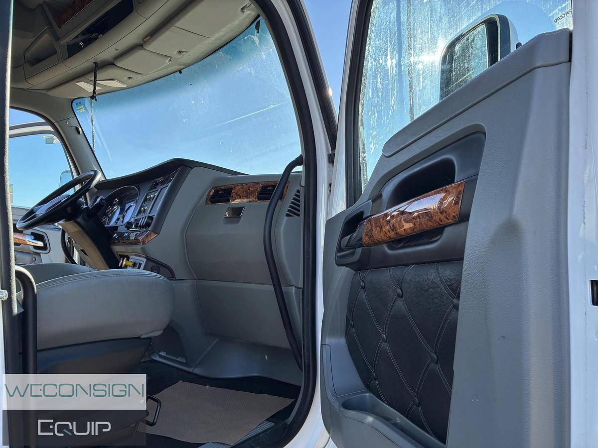 Used 2020 Kenworth T680 Sleeper Truck Tractor