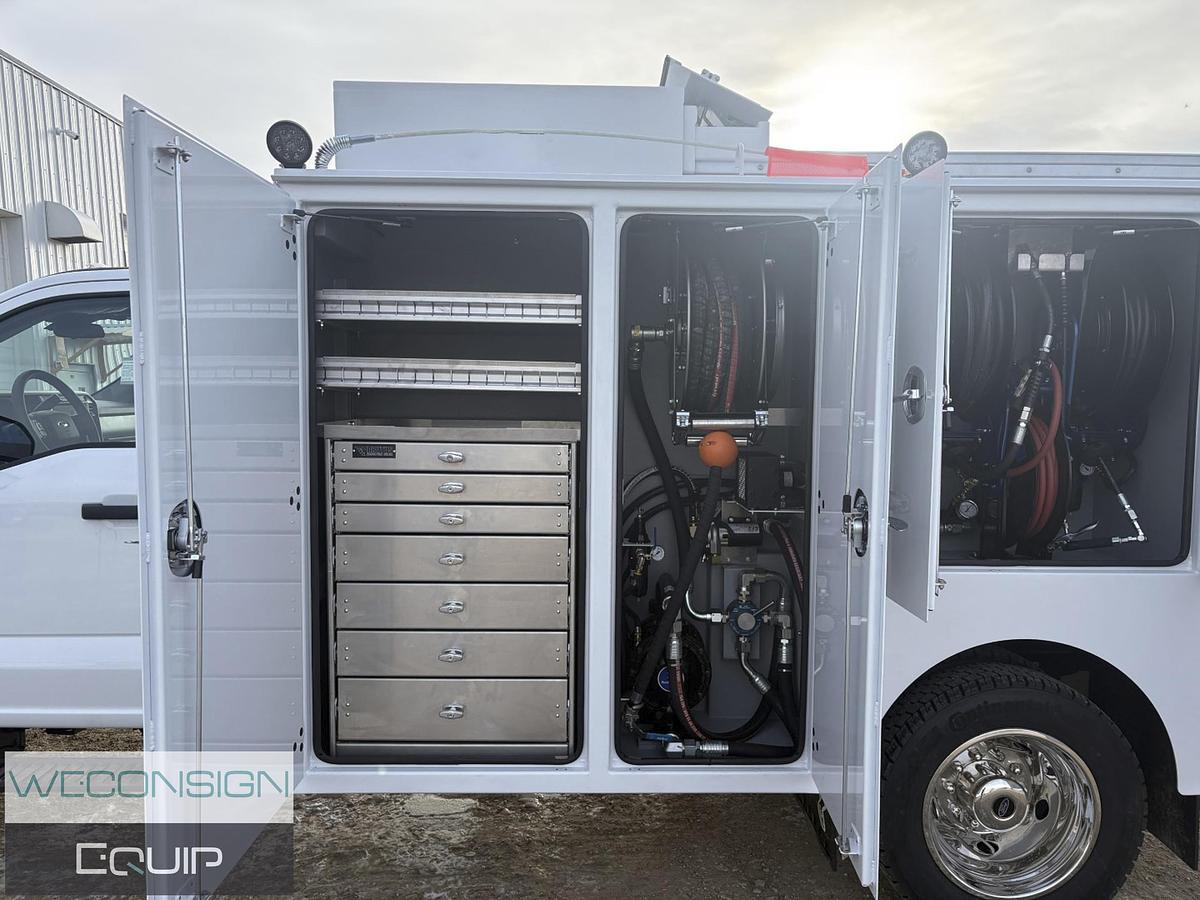 2025 Ford  F550 Lube Truck