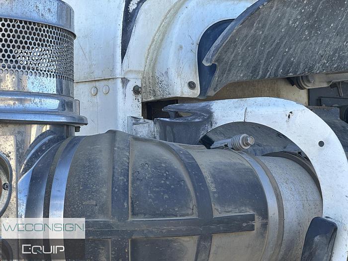 Used 2012 Kenworth T800 Tri-Drive TC407 Tank Truck - #02042