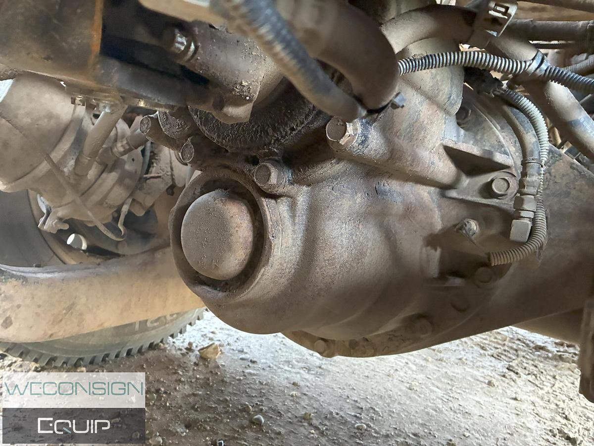 Used 2010 Kenworth T800 Tri Drive Combo Vac