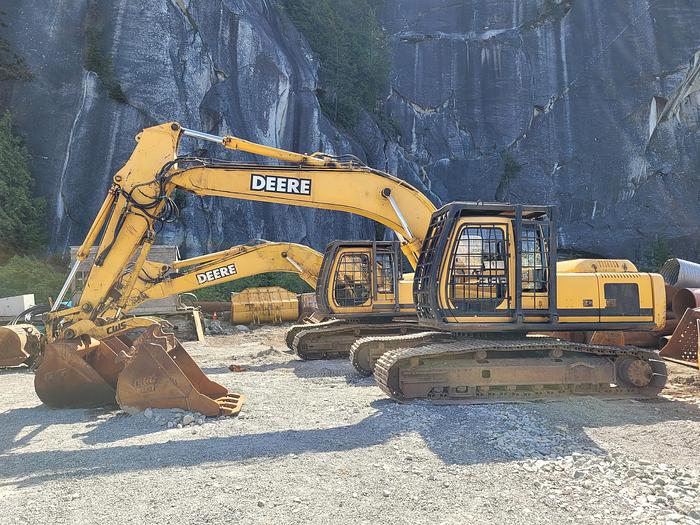 Used 1997 John Deere 200LC  Excavator