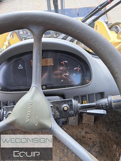 Used 2004 Volvo L70E