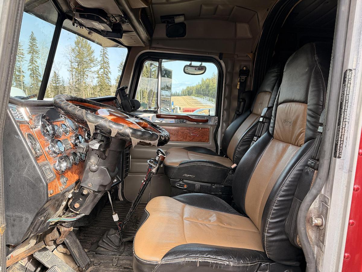 Used 1998 Peterbilt 379 Heavy Haul Truck