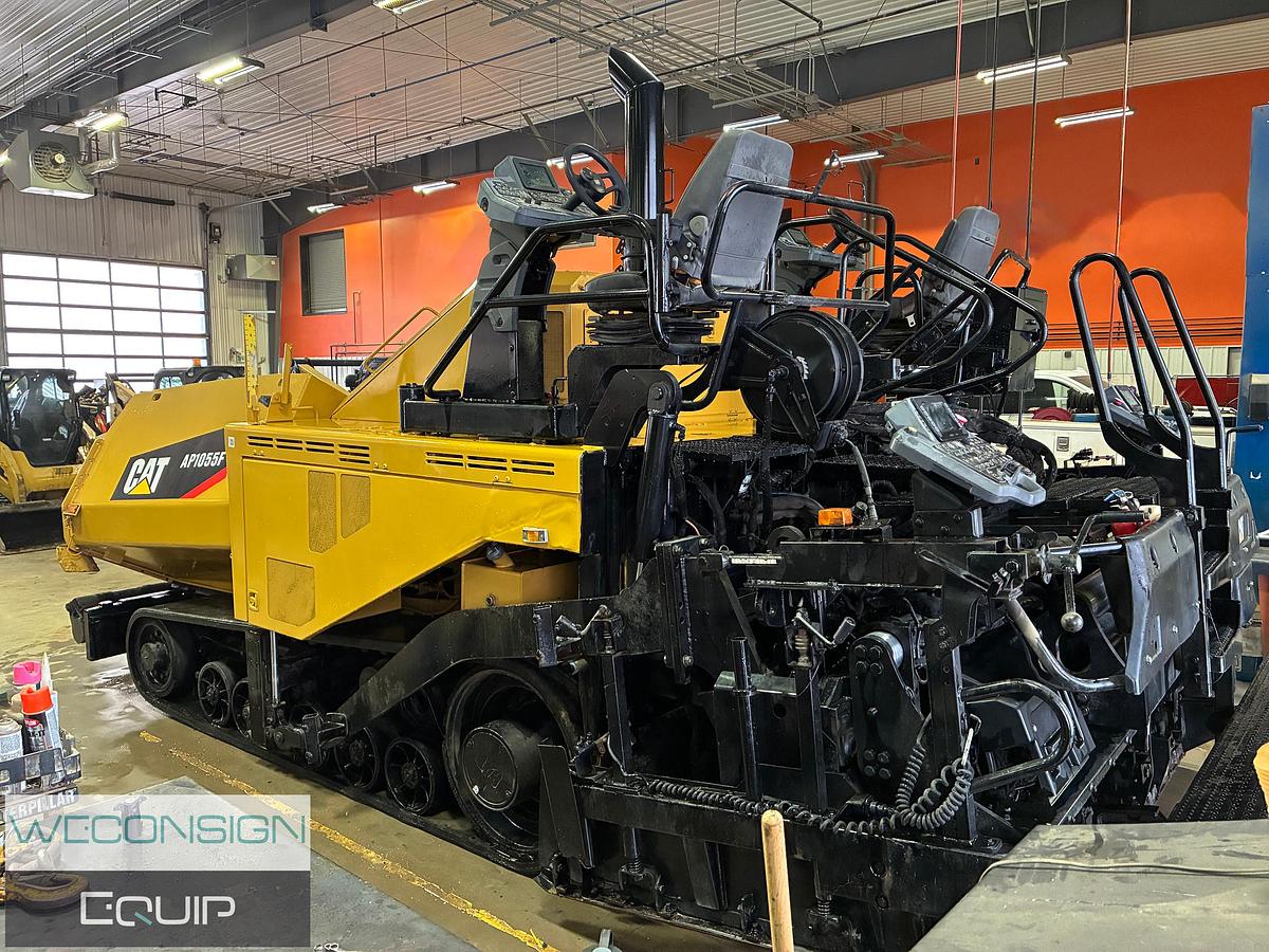 Used 2015 CAT AP 1055F Paver