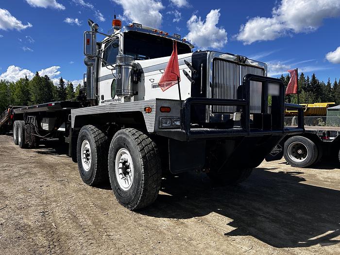 Used 2013 Western Star 6900XD Bed/Deck Truck
