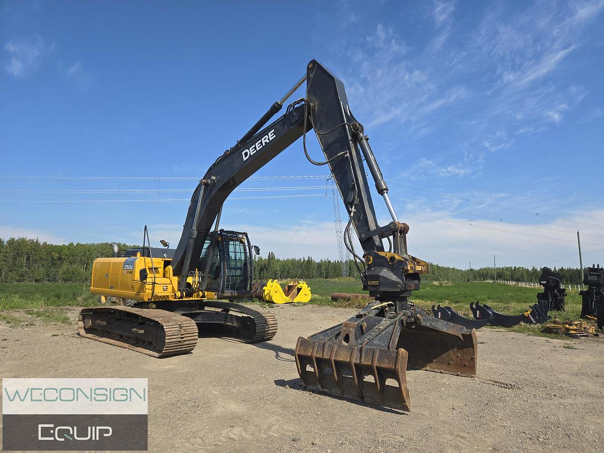 Used 2017 John Deere 250G LC Hydraulic Excavator