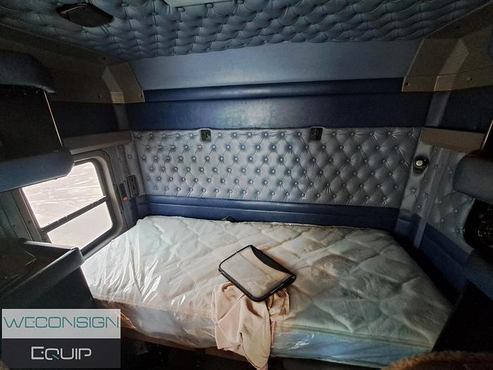 Used 2019 Kenworth T800 Heavy Haul Truck Tractor