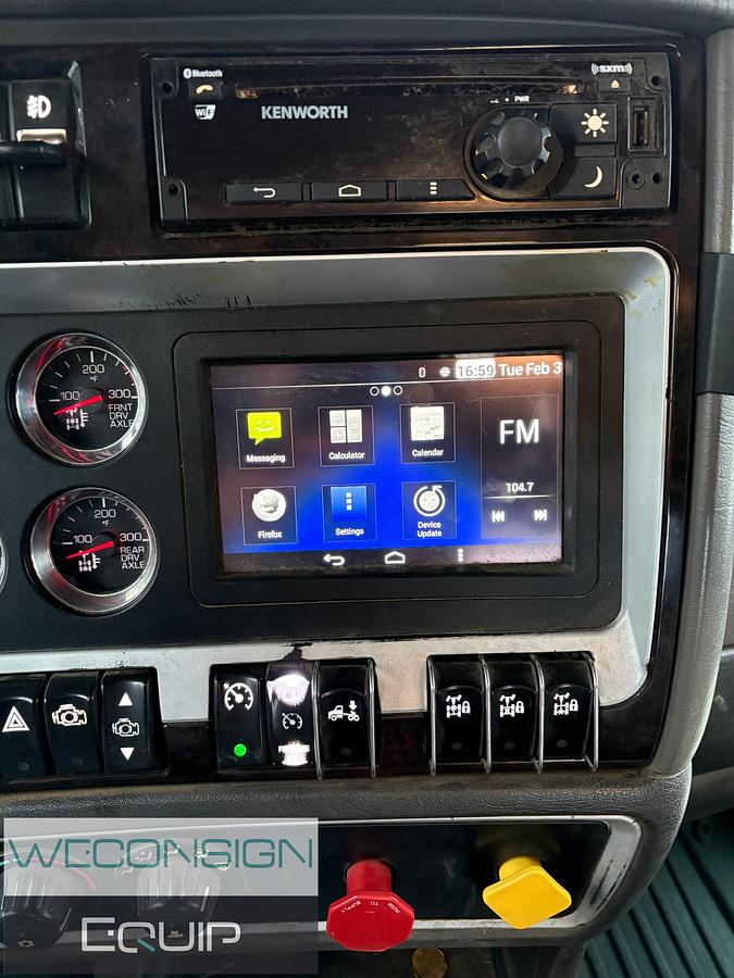 Used 2019 Kenworth T800 Winch Truck