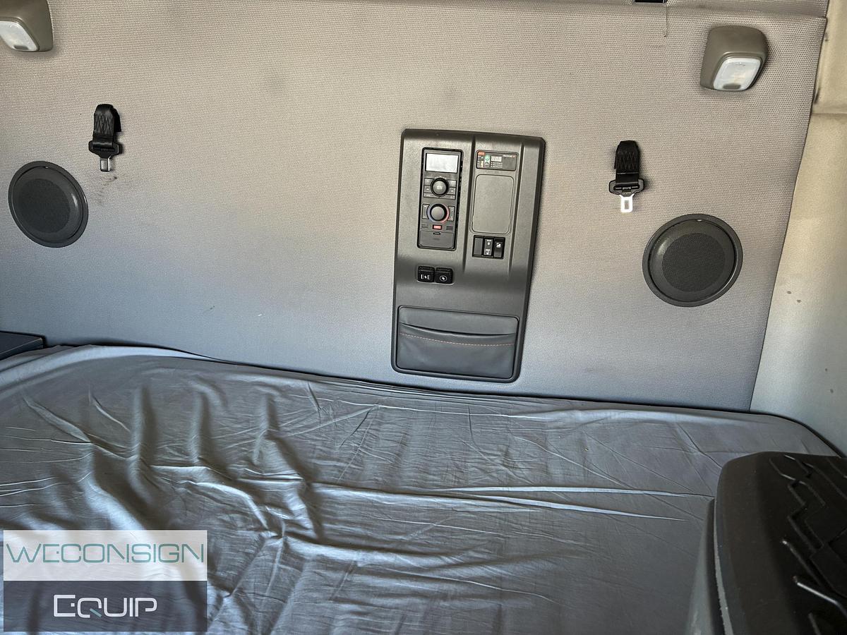 Used 2020 Volvo VNL 760 Sleeper Truck Tractor