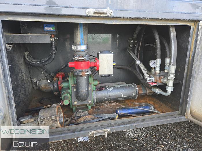 Used 2020 Peterbilt 348 TA Water Truck