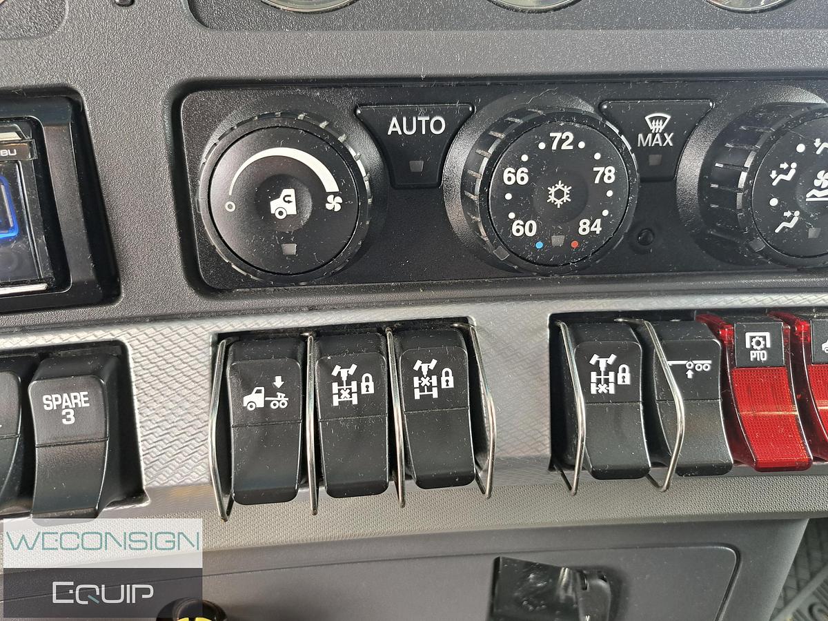 Used 2020 Kenworth T880 With PTO