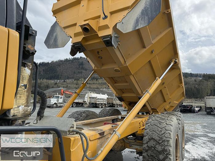 Used 2012 John Deere  300D