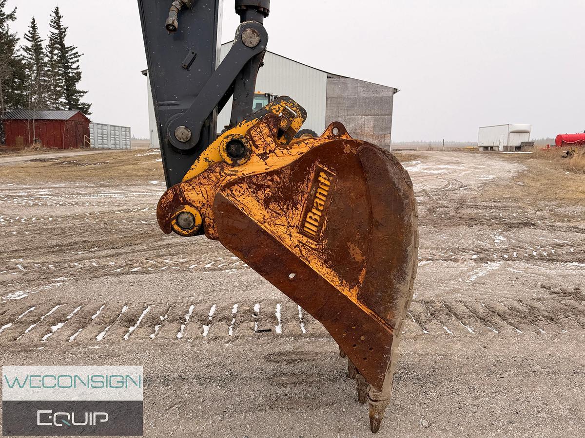 Used 2017 John Deere 250G LC Excavator