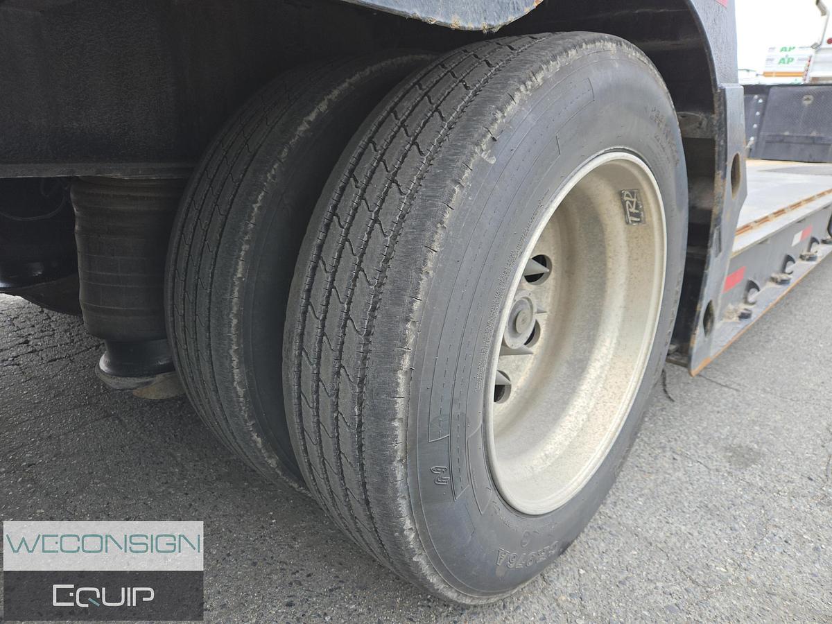 Used 2011 XL Tri-Axle RGN Lowbed