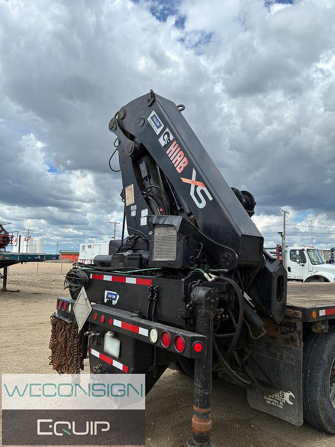 Used 2007 Freightliner M2 Picker Truck
