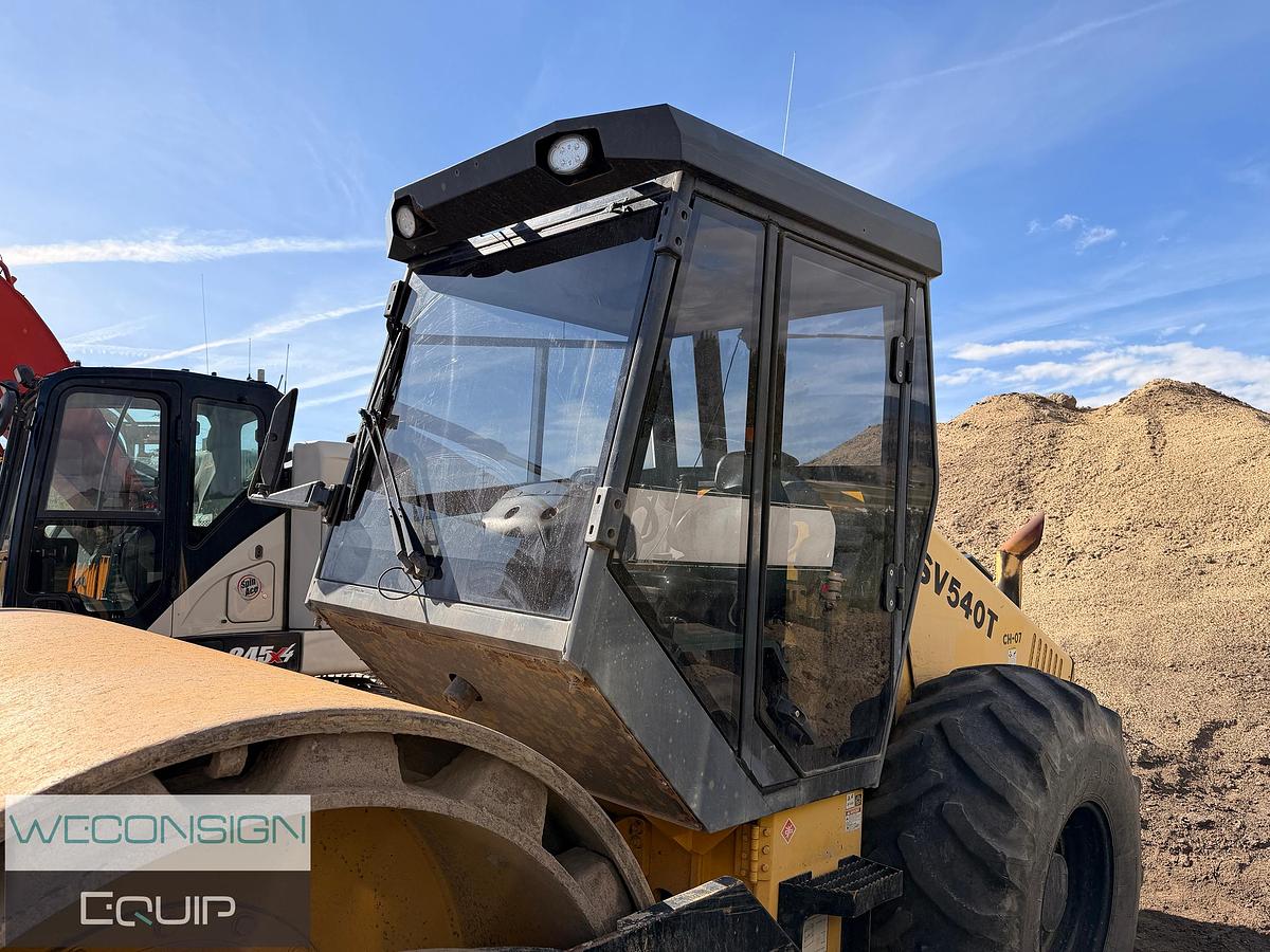 Used 2014 Sakai SV540T 84" Compactor