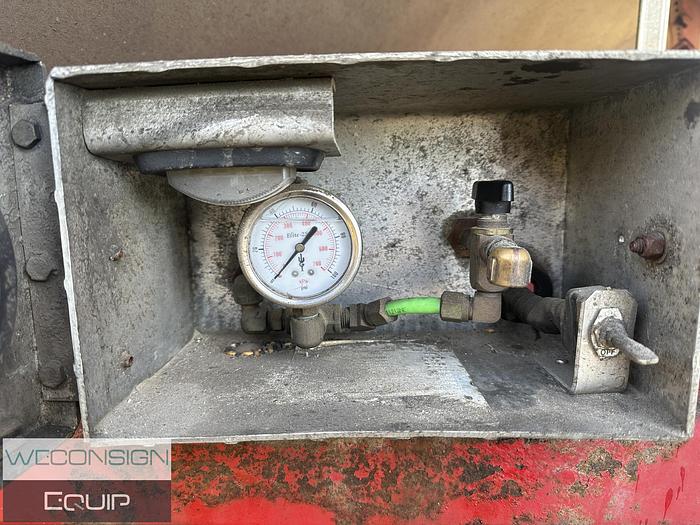 Used 2012 Doepker Super B Grain