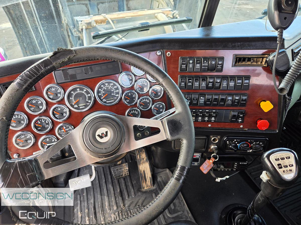 Used 2022 Western Star 4900SF Heavy Haul Truck Tractor