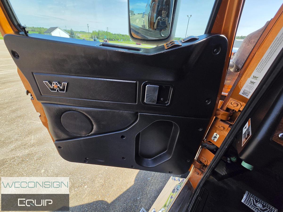 Used 2023 Western Star 4900EX Sleeper Truck Tractor
