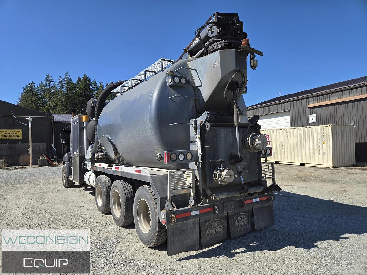 Used 2015 CAT Hydro Excavator