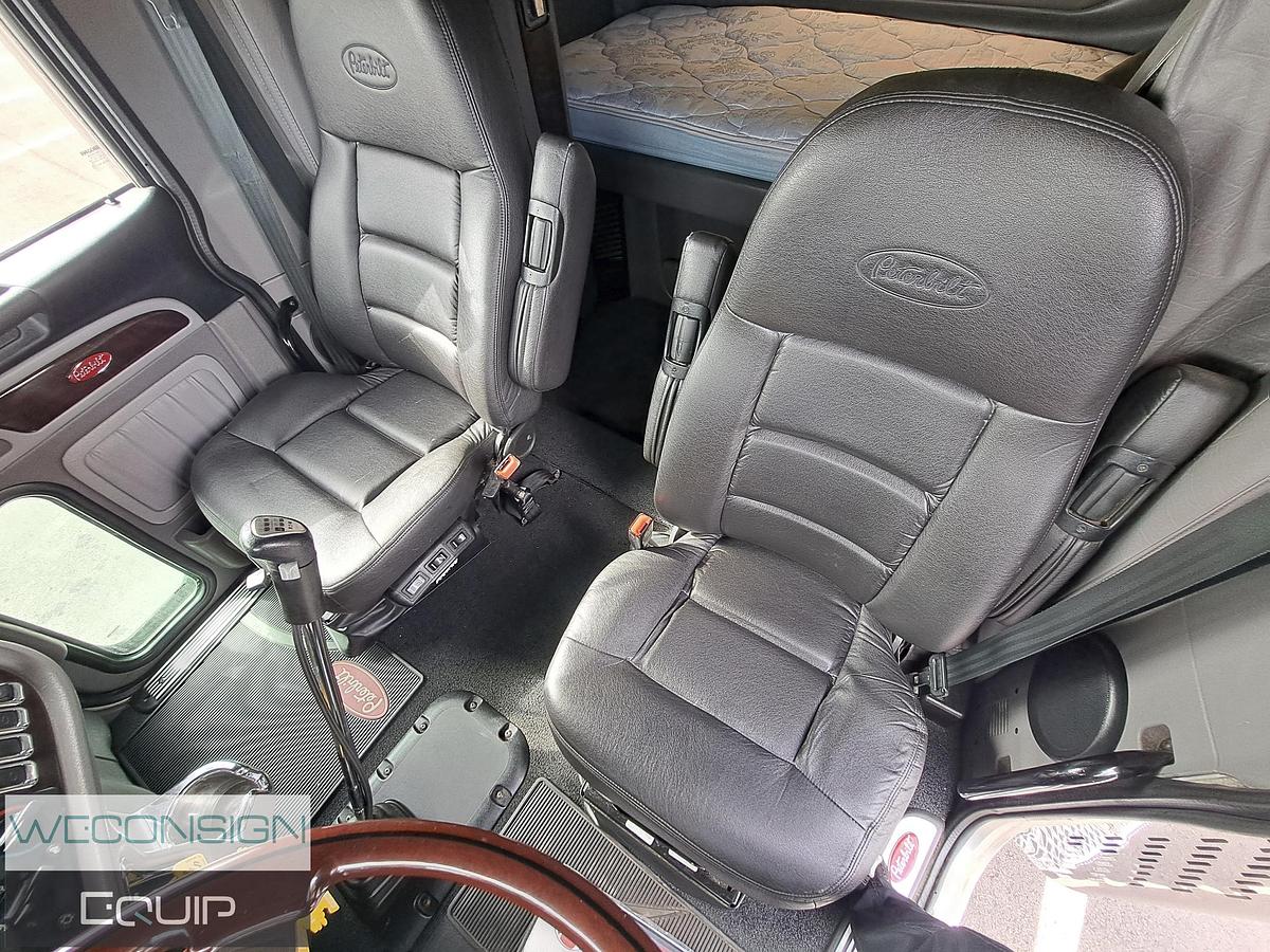 Used 2022 Peterbilt 389