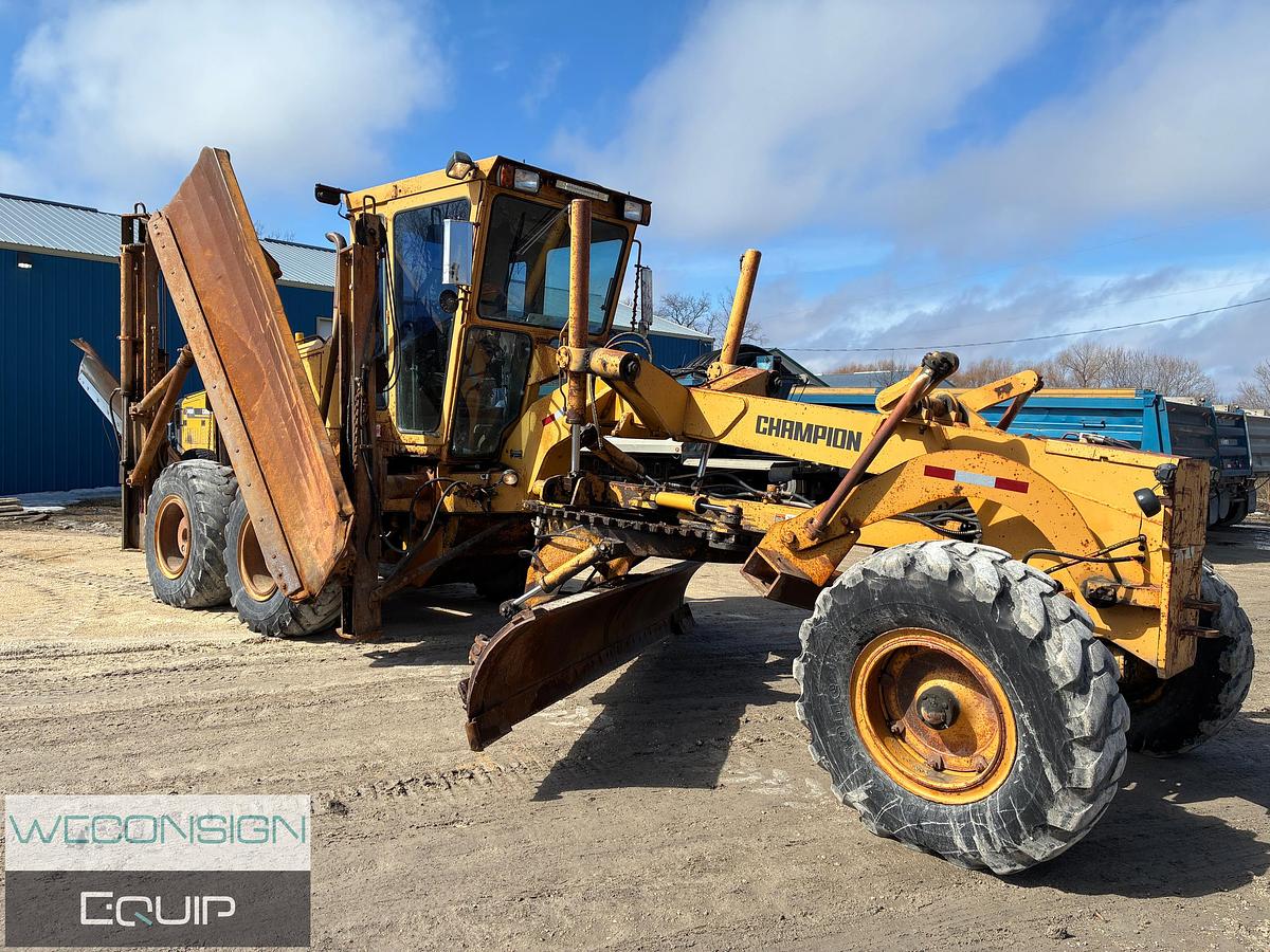 Used 1996 Champion 730