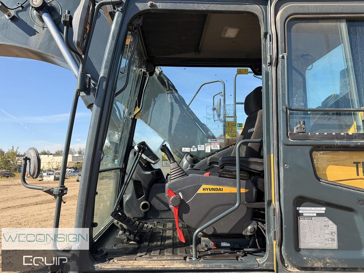Used Hyundai HX210AL Excavator